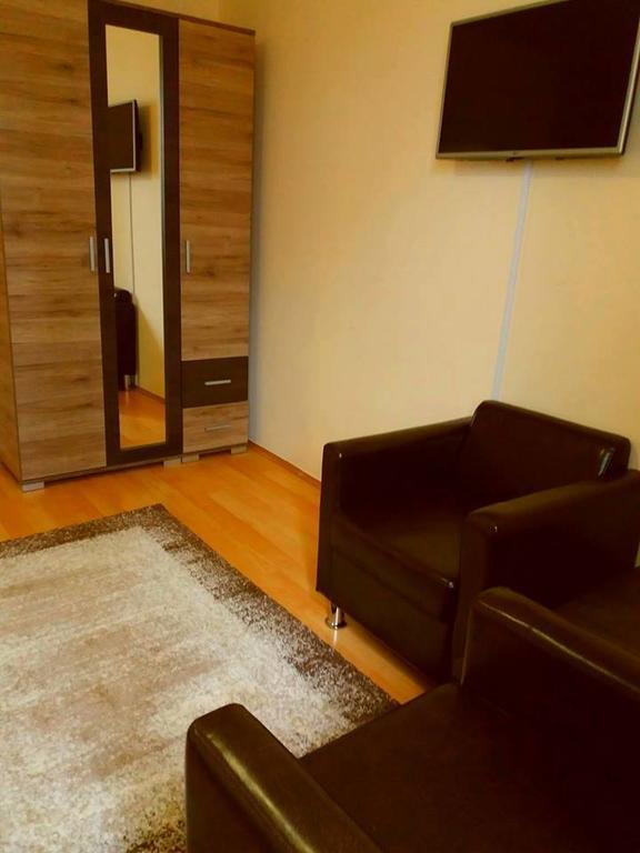 エゲル Bartok Ter Panzio Bed & Breakfast エクステリア 写真