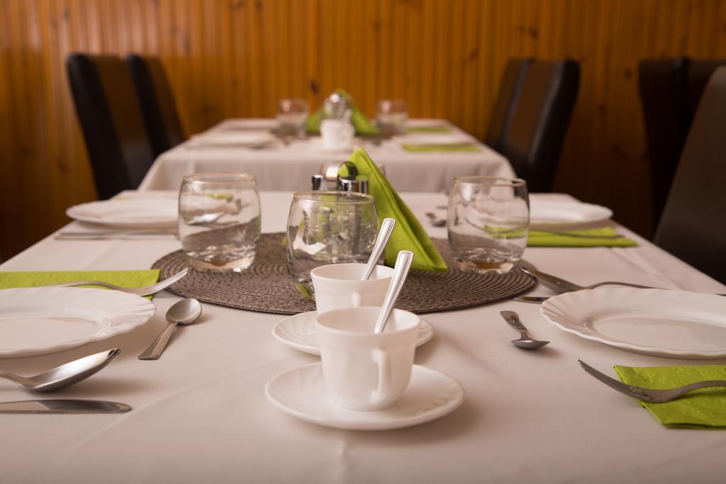 エゲル Bartok Ter Panzio Bed & Breakfast エクステリア 写真